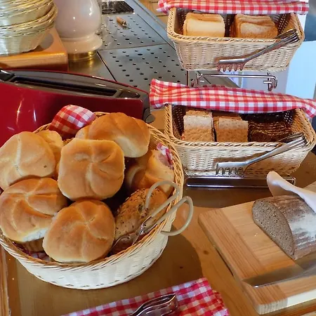 Otel Alpenhotel Bergzauber 3*