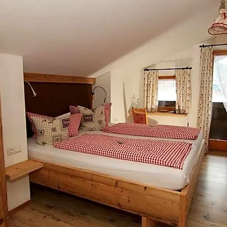 מלון Alpenhotel Bergzauber 3*